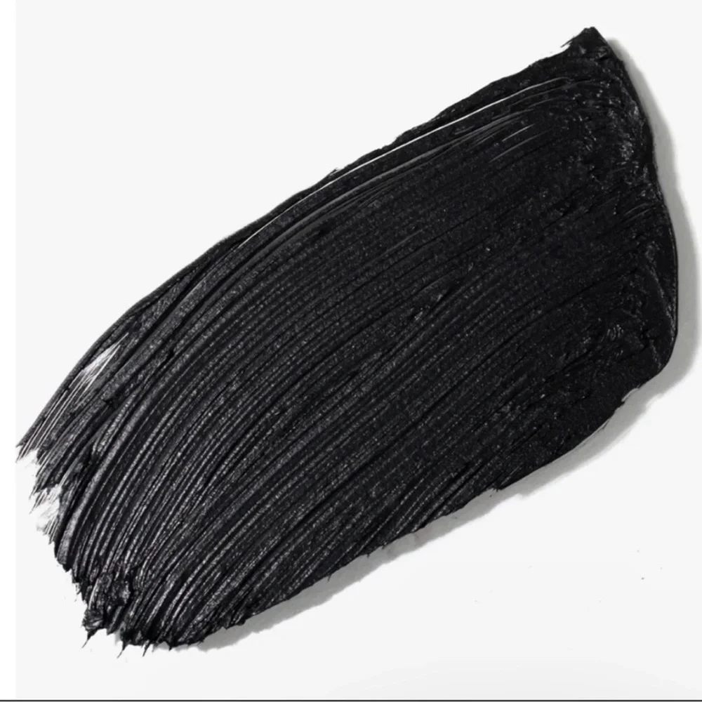 ✨ UOMA Beauty Salute to the Sun Drama Bomb Mascara in KEM (black)